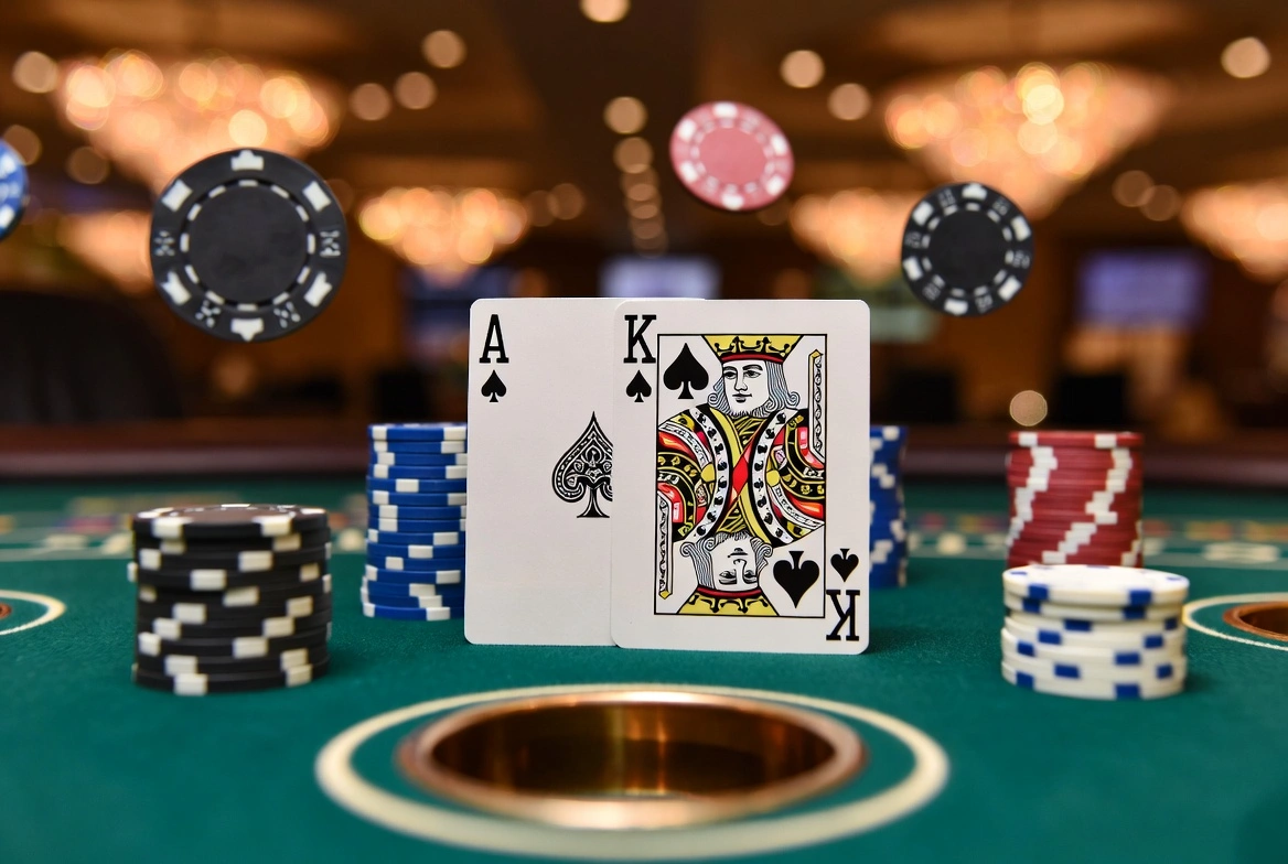 Blackjack-hånd med ess og konge (21)